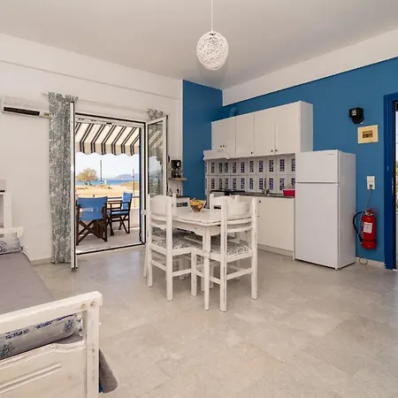Apartment Blue Finikounda