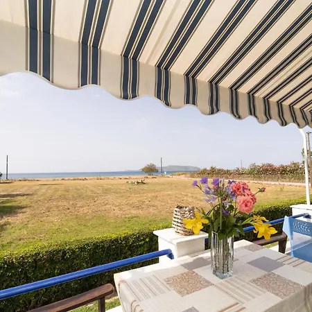 Apartment Blue Finikounta